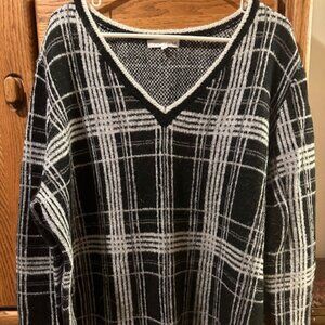 Honey Belle 2X Black & White Sweater